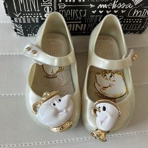 Beauty and the beast mini Melissa  6